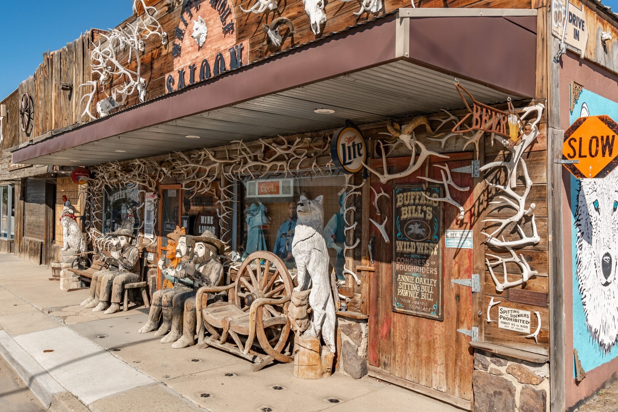 318 E Center St, Douglas, WY for sale Primary Photo- Image 1 of 1