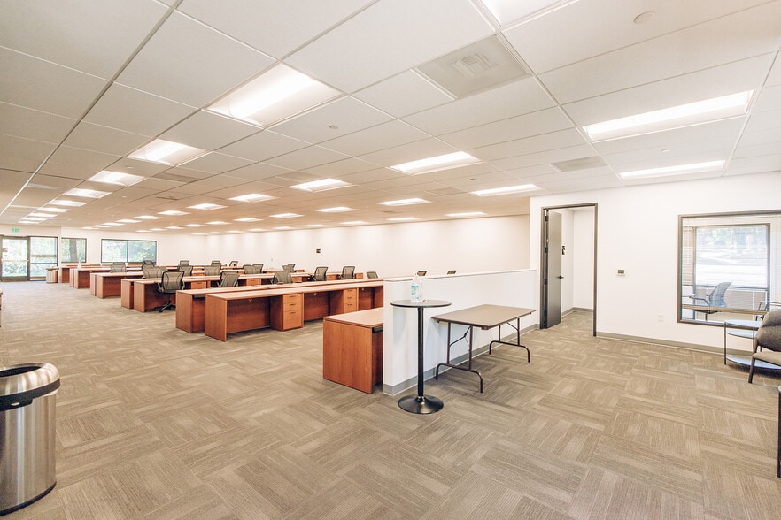 7600-7646 SW Mohawk St, Tualatin, OR for lease - Building Photo - Image 3 of 10