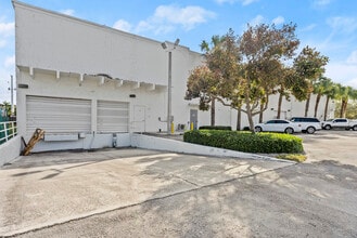 2000 N Federal Hwy, Delray Beach, FL for lease Building Photo- Image 2 of 8