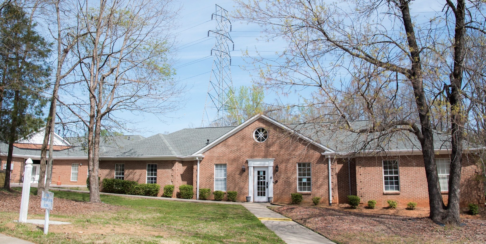 7000 Shannon Willow Rd, Charlotte, NC for sale Primary Photo- Image 1 of 1