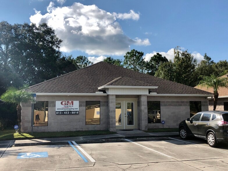 14924 Casey Rd, Tampa, FL 33624