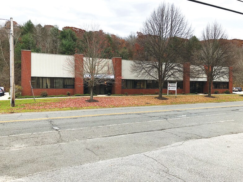 1260 Winsted Rd, Torrington, CT for sale - Other - Image 1 of 1