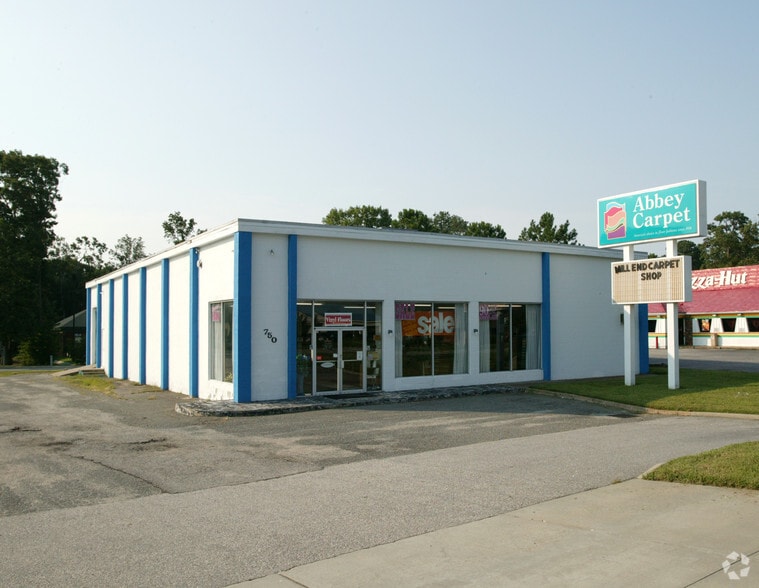 750 J Clyde Morris Blvd, Newport News, VA for sale - Building Photo - Image 2 of 5