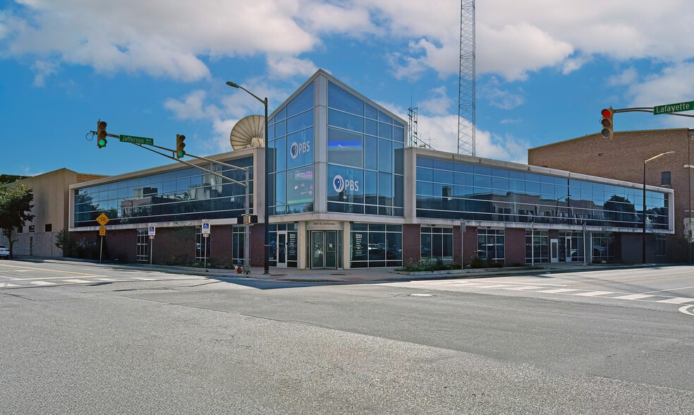 302 Jefferson Blvd, South Bend, IN for lease - Primary Photo - Image 1 of 4