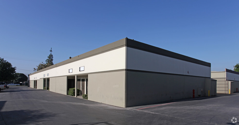 1649 E Mission Blvd, Pomona, CA for lease - Building Photo - Image 3 of 3