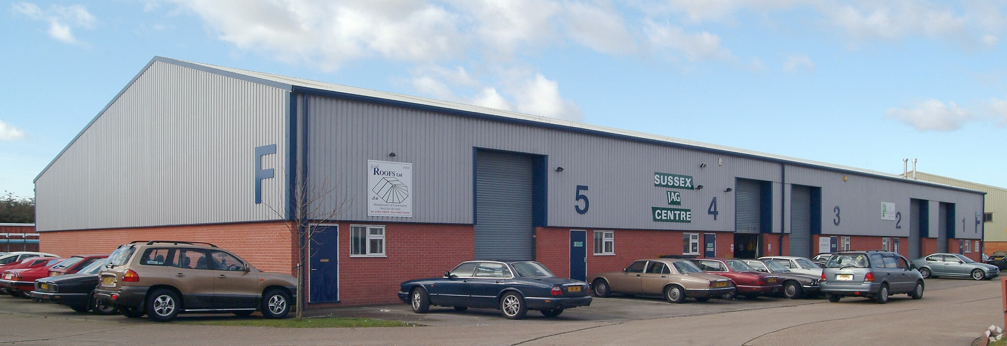 Burndell Rd, Ford for lease Primary Photo- Image 1 of 5