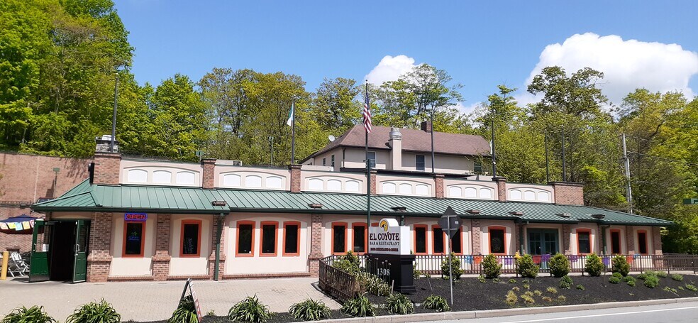 1308 Route 9, Garrison, NY for sale - Building Photo - Image 1 of 1
