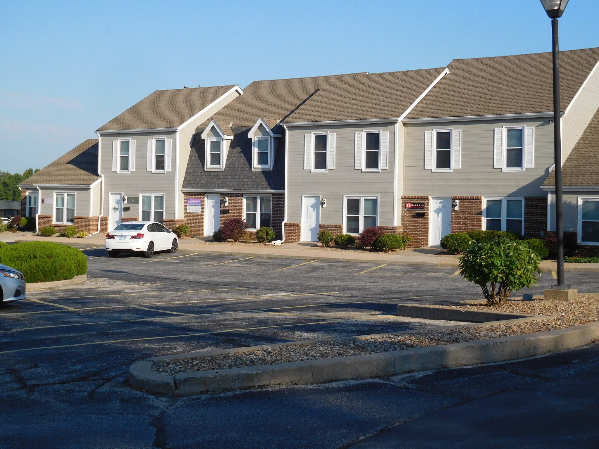 9710 9730 Rosehill, Lenexa, KS 66215 Bristol Court Office Condos