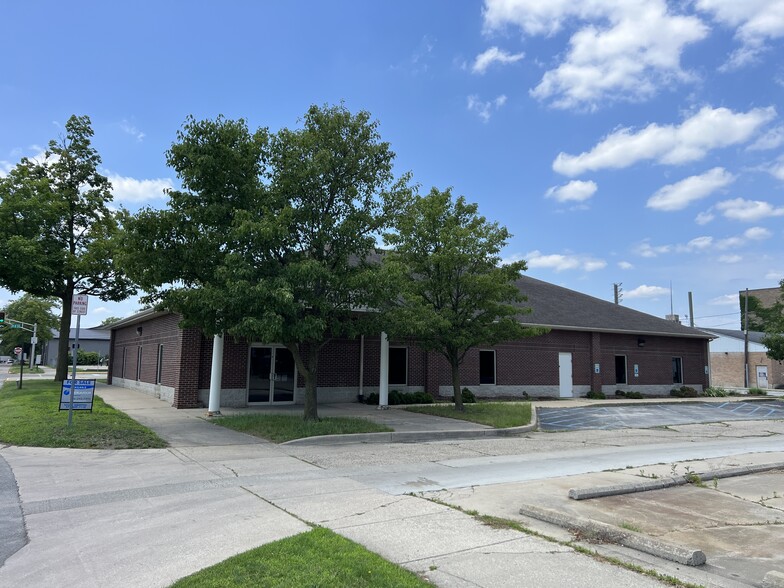 216 Harrison Street, Elkhart, IN for sale - Building Photo - Image 2 of 10