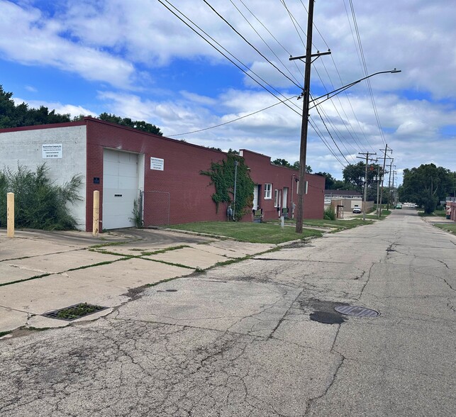 1227 22nd St, Rockford, IL for sale - Primary Photo - Image 1 of 1