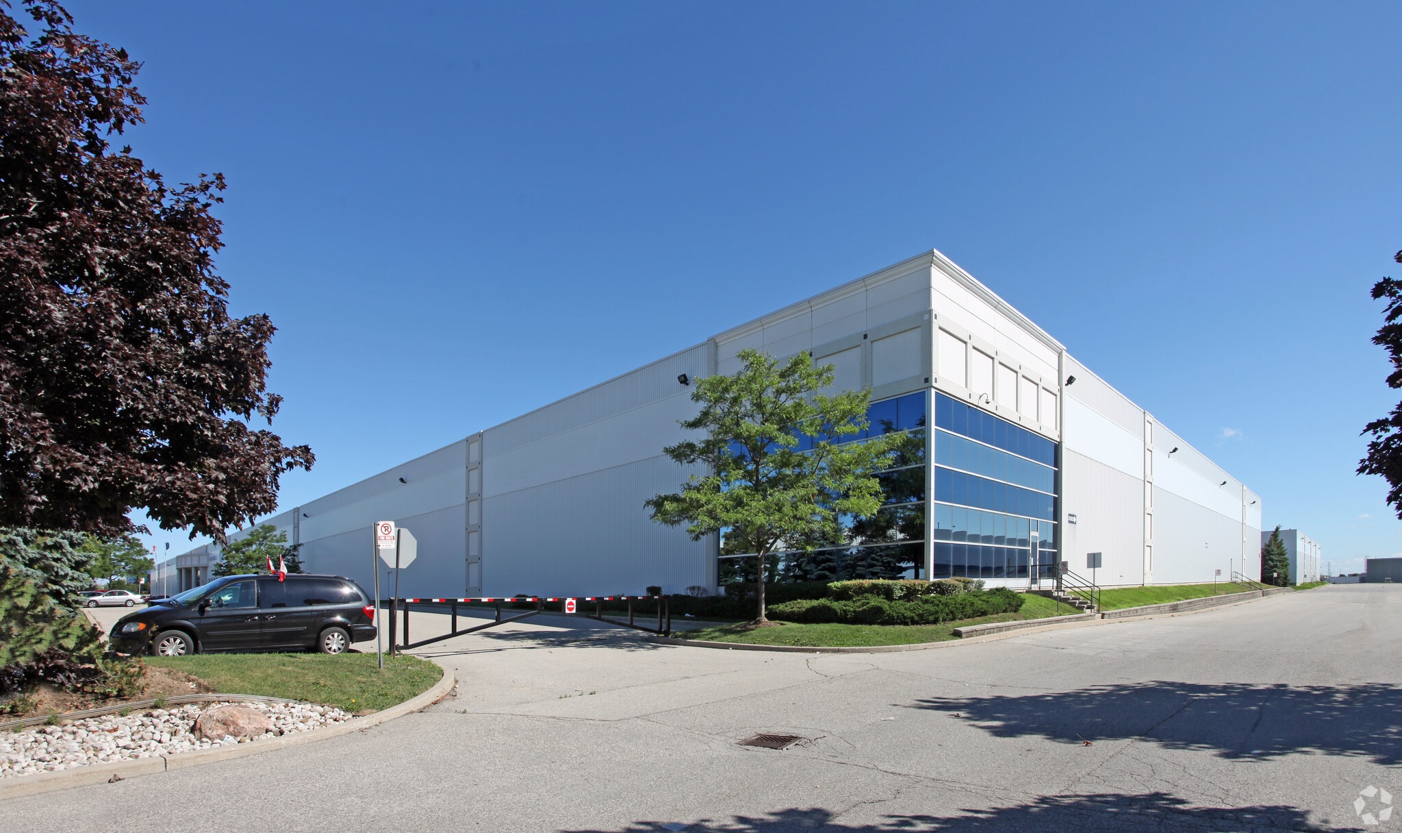 6335 Edwards Blvd, Mississauga, ON for sale Primary Photo- Image 1 of 1