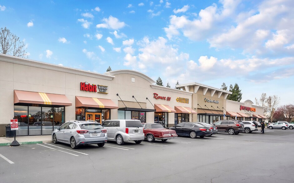 5829 Lone Tree Way, Antioch, CA 94531 Habit Burger and Shops