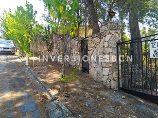 More details for Carrer Barcino, Vallirana - Land for Sale