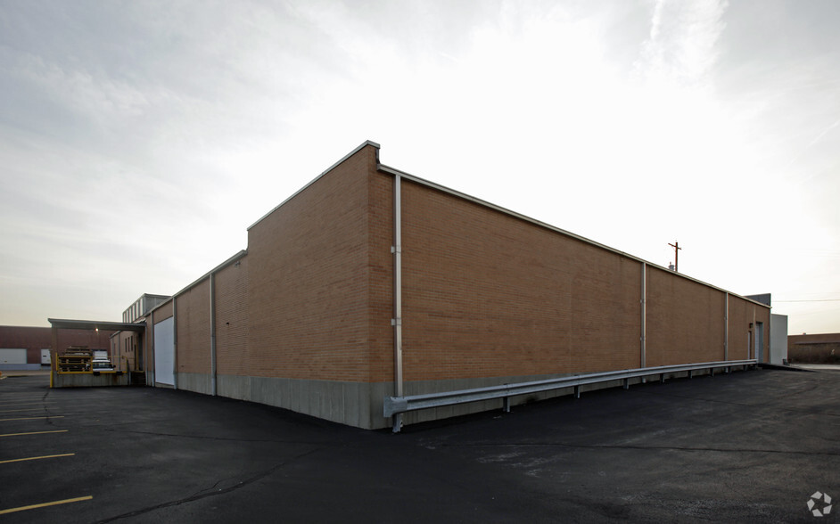 10645 Baur Blvd, Saint Louis, MO for lease - Building Photo - Image 3 of 5