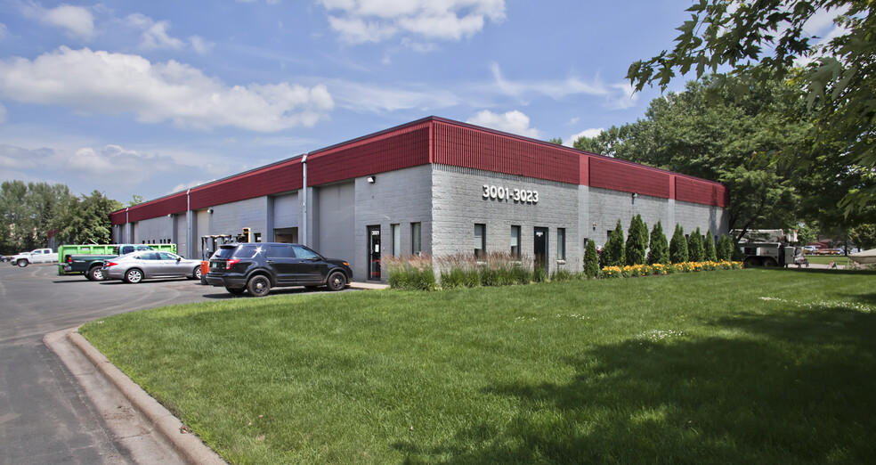 3001-3023 82nd Ln NE, Blaine, MN for lease - Building Photo - Image 3 of 6