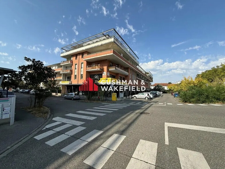 Office in L'UNION for sale - Building Photo - Image 2 of 8