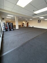 2881 Commerce Park Dr, Madison, WI for lease Interior Photo- Image 2 of 10