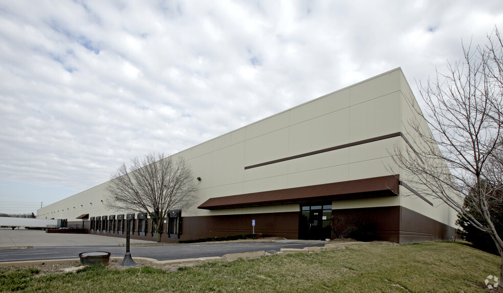 11701-11719 Missouri Bottom Rd, Hazelwood, MO for lease - Building Photo - Image 3 of 5