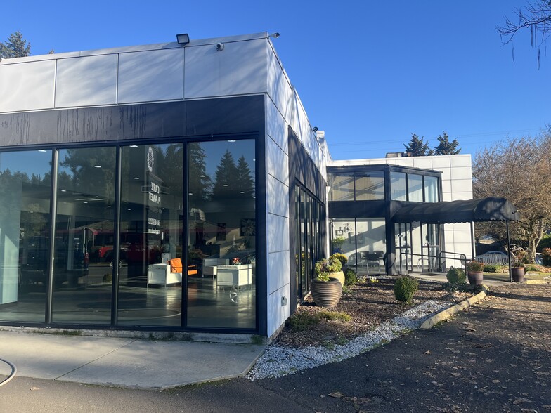 19120 SE Mcloughlin Blvd, Portland, OR for lease - Building Photo - Image 3 of 10