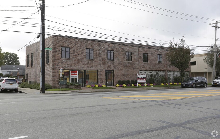485 Jericho Tpke, Mineola, NY for sale - Primary Photo - Image 1 of 1