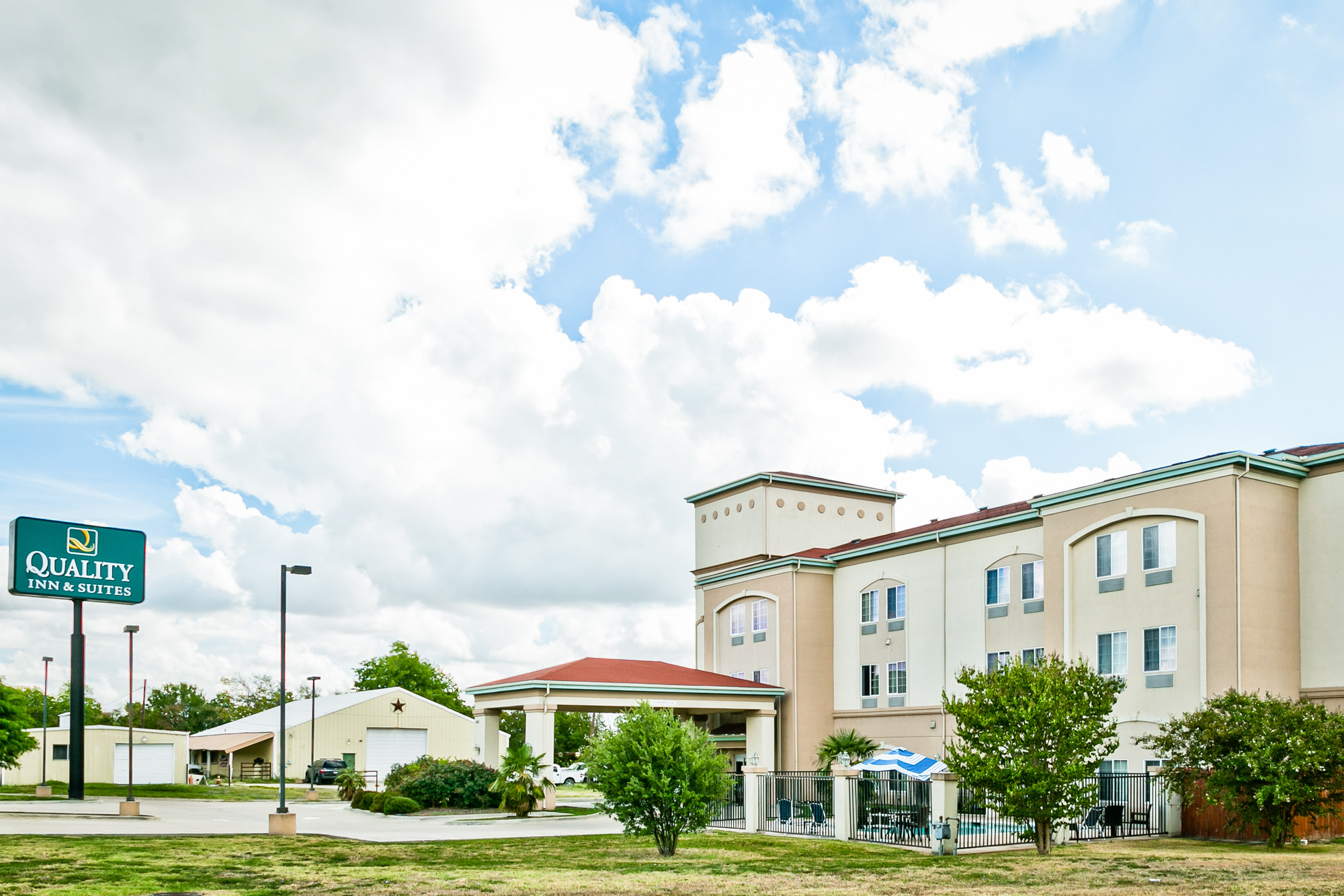 1012 N Ellis St, Groesbeck, TX for sale Building Photo- Image 1 of 1