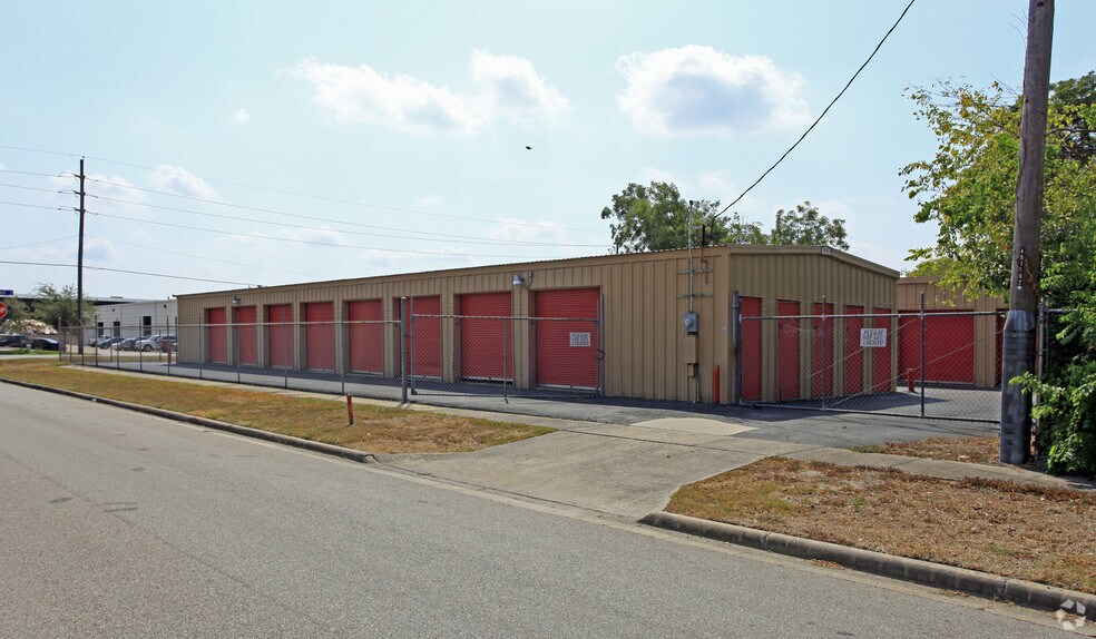 9408 Campbell Rd Houston Tx 77080 Portfolio For On Loopnet Com Spring Branch Storage Portfolio