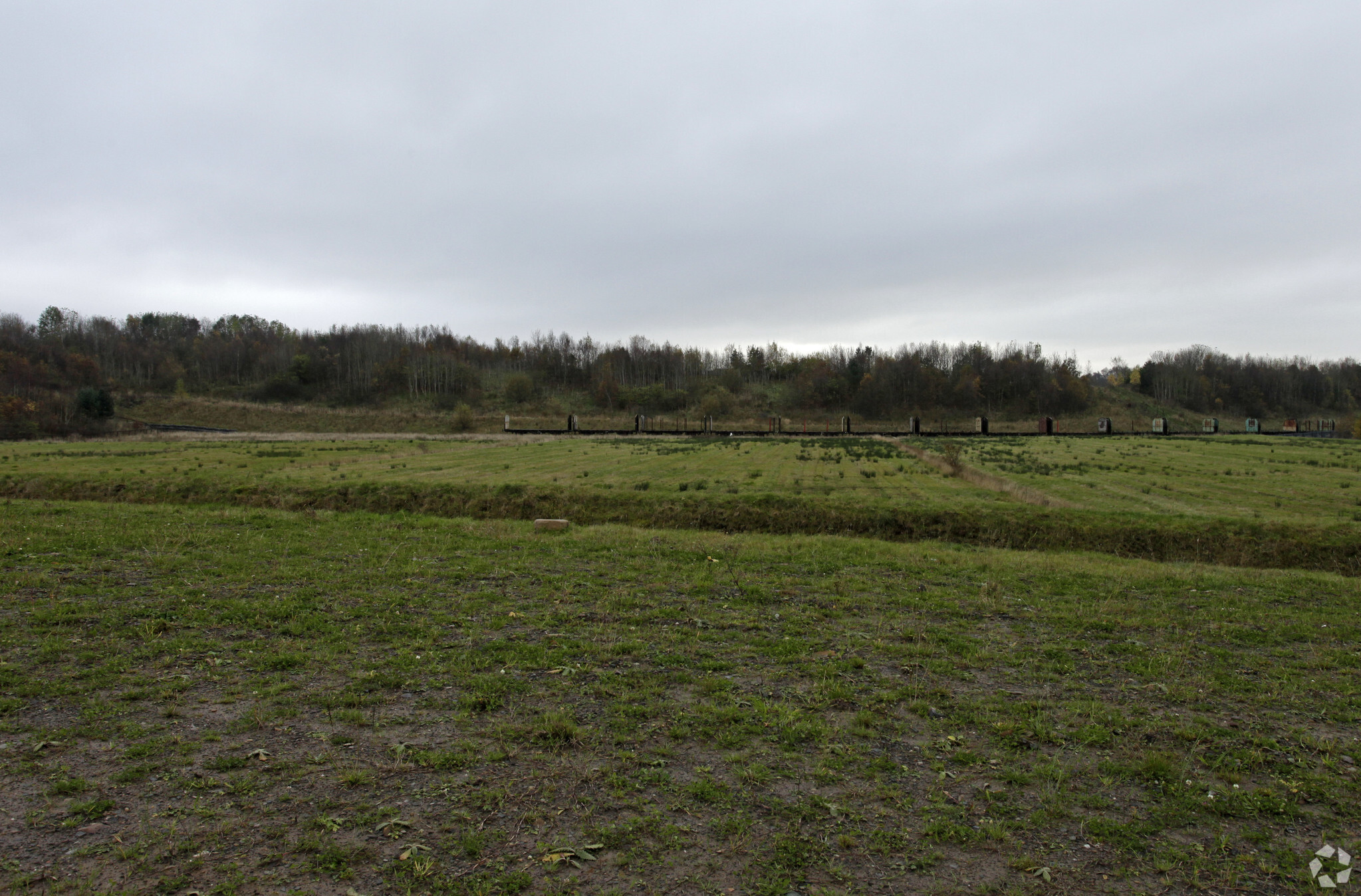 Condor Glen, Holytown for sale Primary Photo- Image 1 of 3