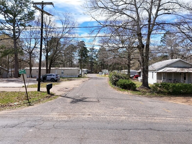 220 Bayou Maria Rd Ln, Pineville, LA for sale - Building Photo - Image 2 of 6