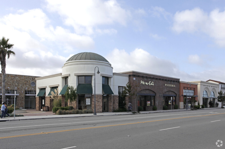 880 Broadway Ave, Seaside, CA for sale - Building Photo - Image 1 of 4