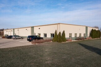 More details for 300 Commerce Pky, Cottage Grove, WI - Industrial for Sale