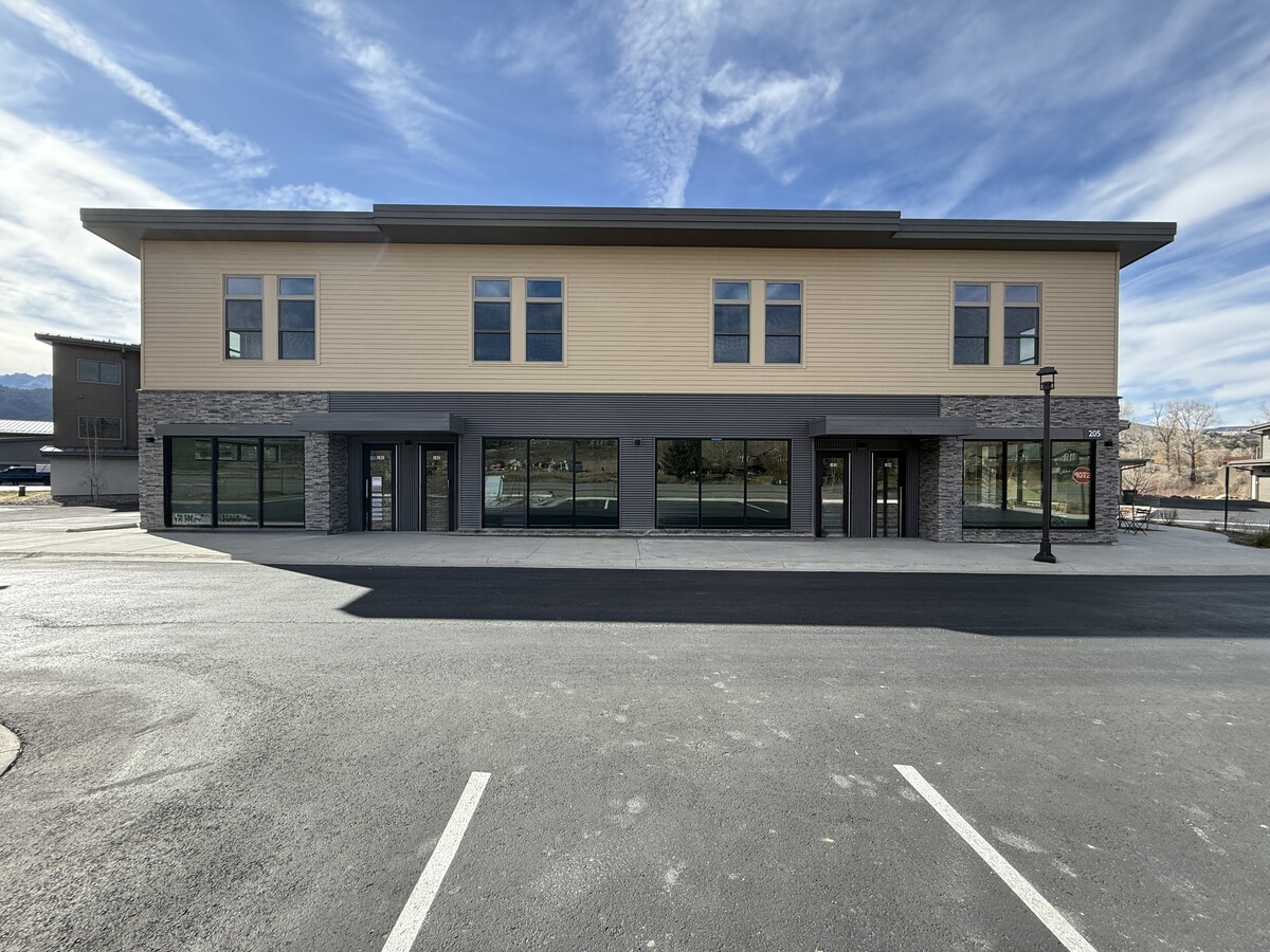 205 Jasper Pl, Ridgway, CO 81432 - Unit 104 -  - Interior Photo - Image 1 of 27