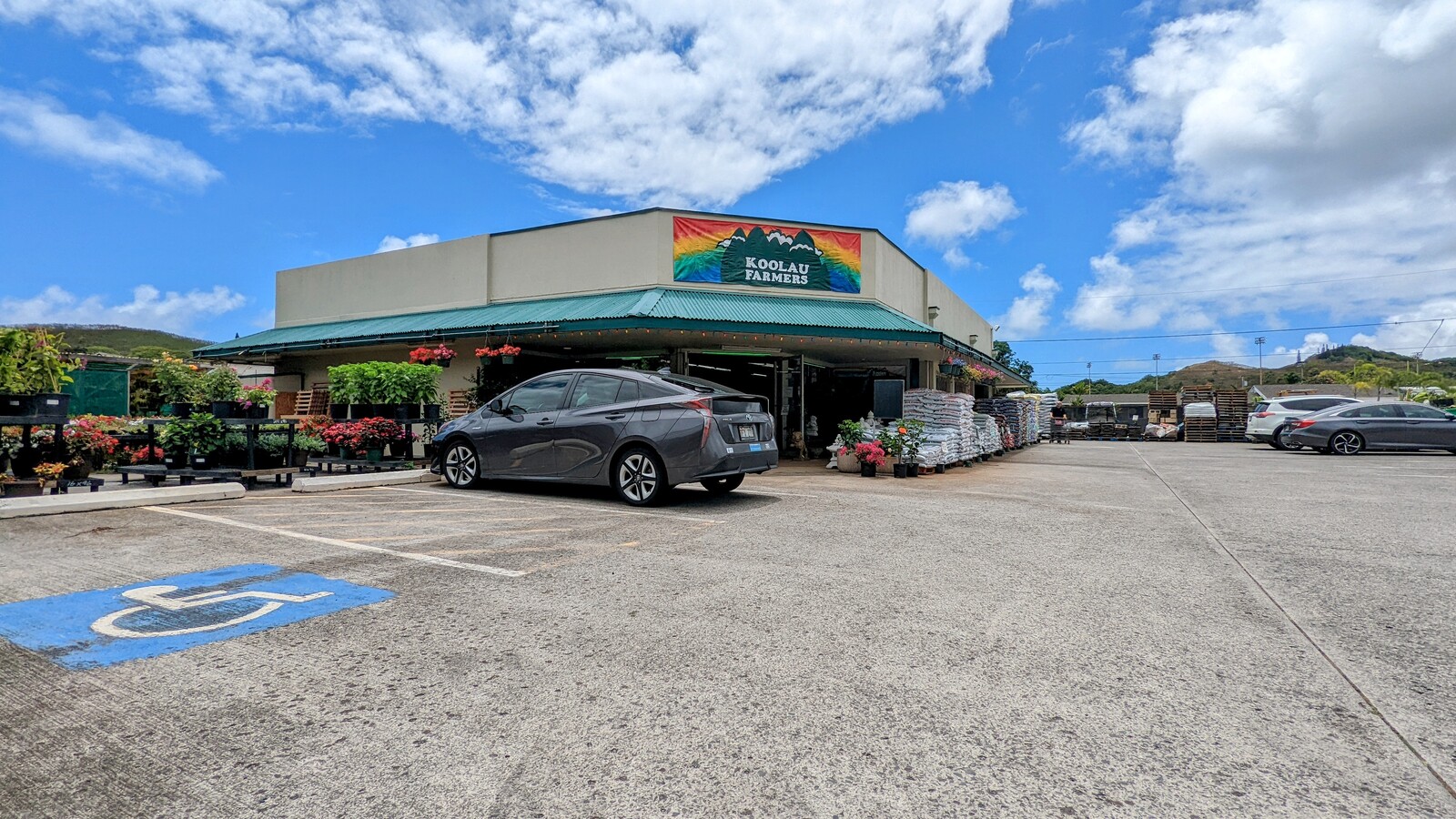 1127 Kailua Rd, Kailua, HI 96734