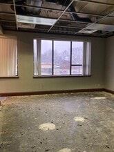 22438 Woodward Ave, Ferndale, MI for sale Interior Photo- Image 1 of 3