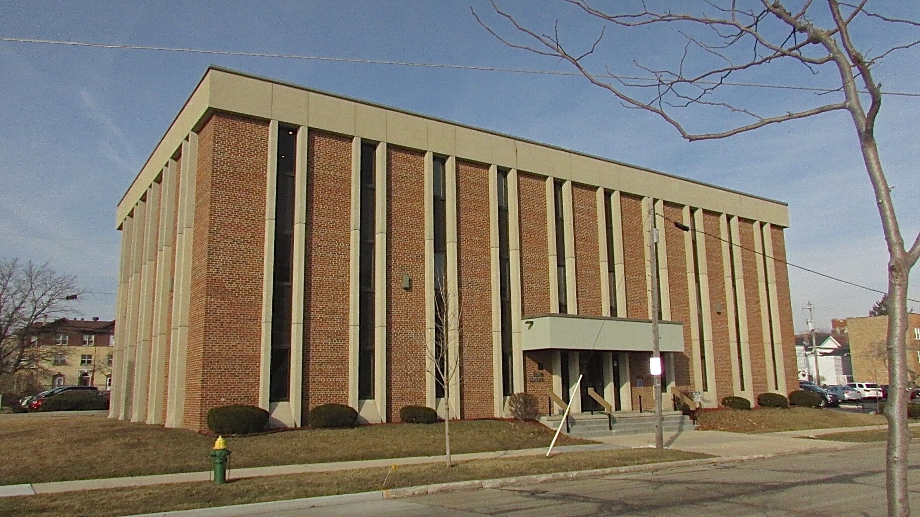 840 Lake Ave, Racine, WI for sale Building Photo- Image 1 of 1