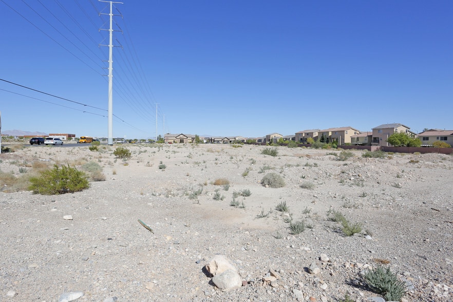 8452 S Rainbow Blvd, Enterprise, NV for sale - Primary Photo - Image 1 of 1