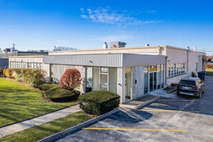 7550 Linder Ave, Skokie IL - Warehouse