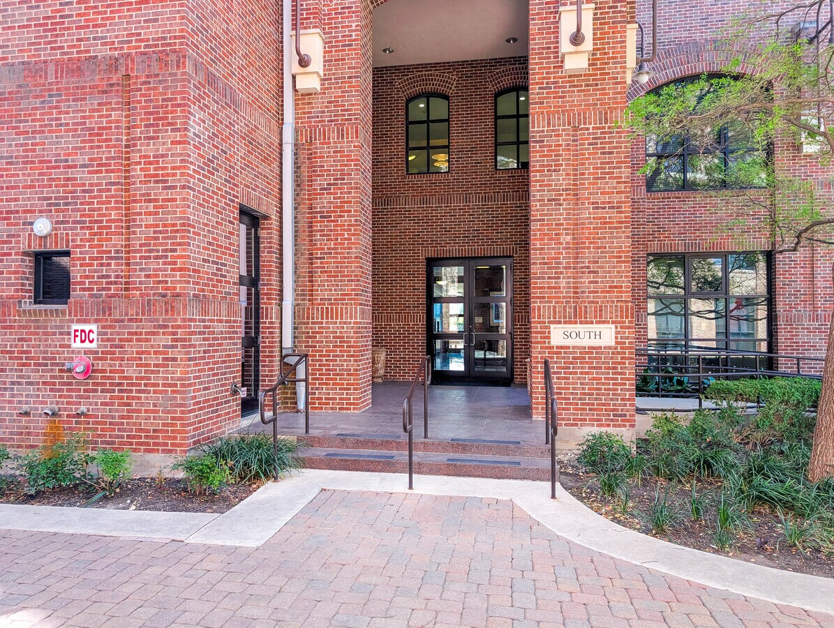 View Photo