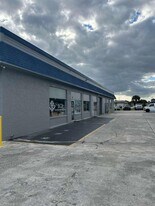 1592 SE Village Green Dr, Port Saint Lucie FL - Warehouse