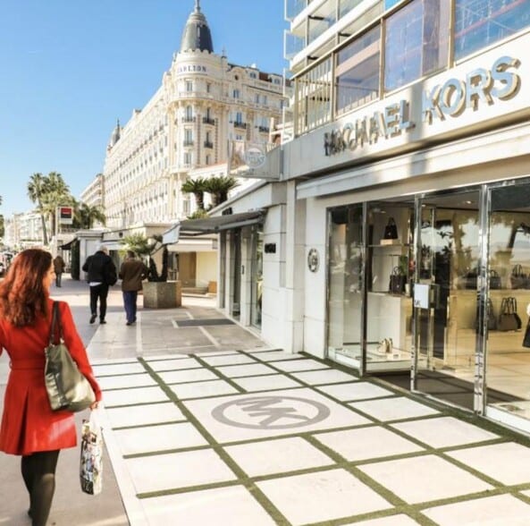 Retail in Cannes for lease - Building Photo - Image 2 of 4