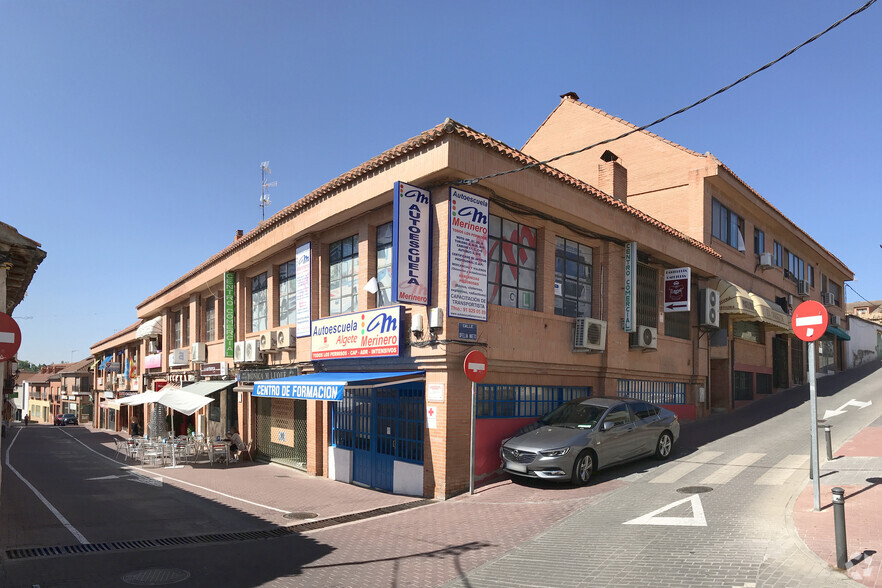 Retail in Algete, MAD for lease - Primary Photo - Image 1 of 2