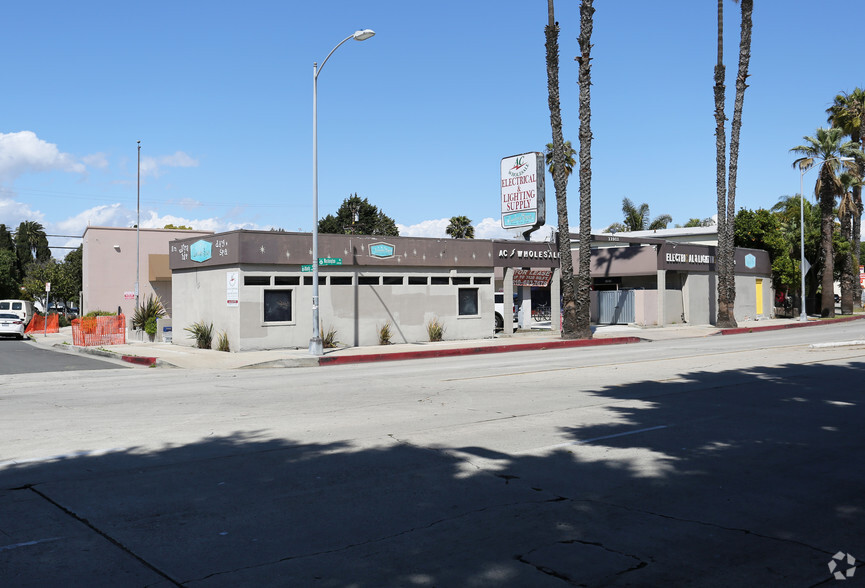 11911-11913 W Washington Blvd, Los Angeles, CA for lease - Primary Photo - Image 1 of 4