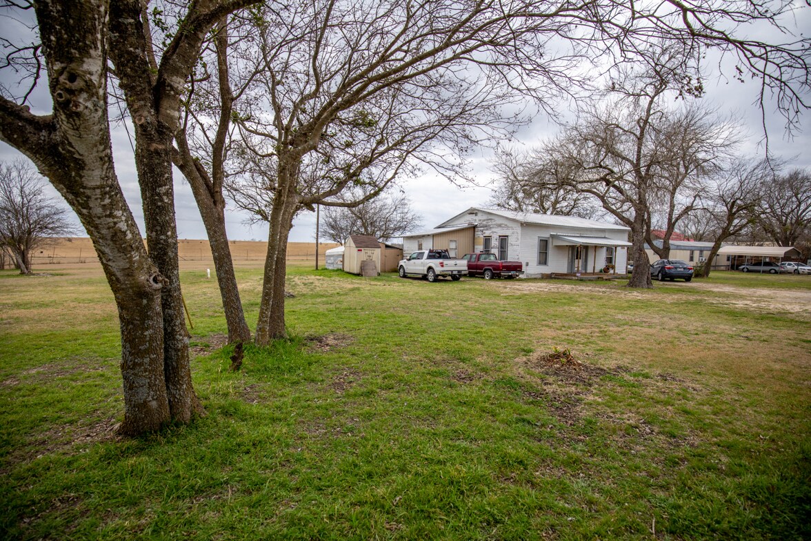 14040 Camino Real, Kyle, TX 78640 Niederwald Commercial Property