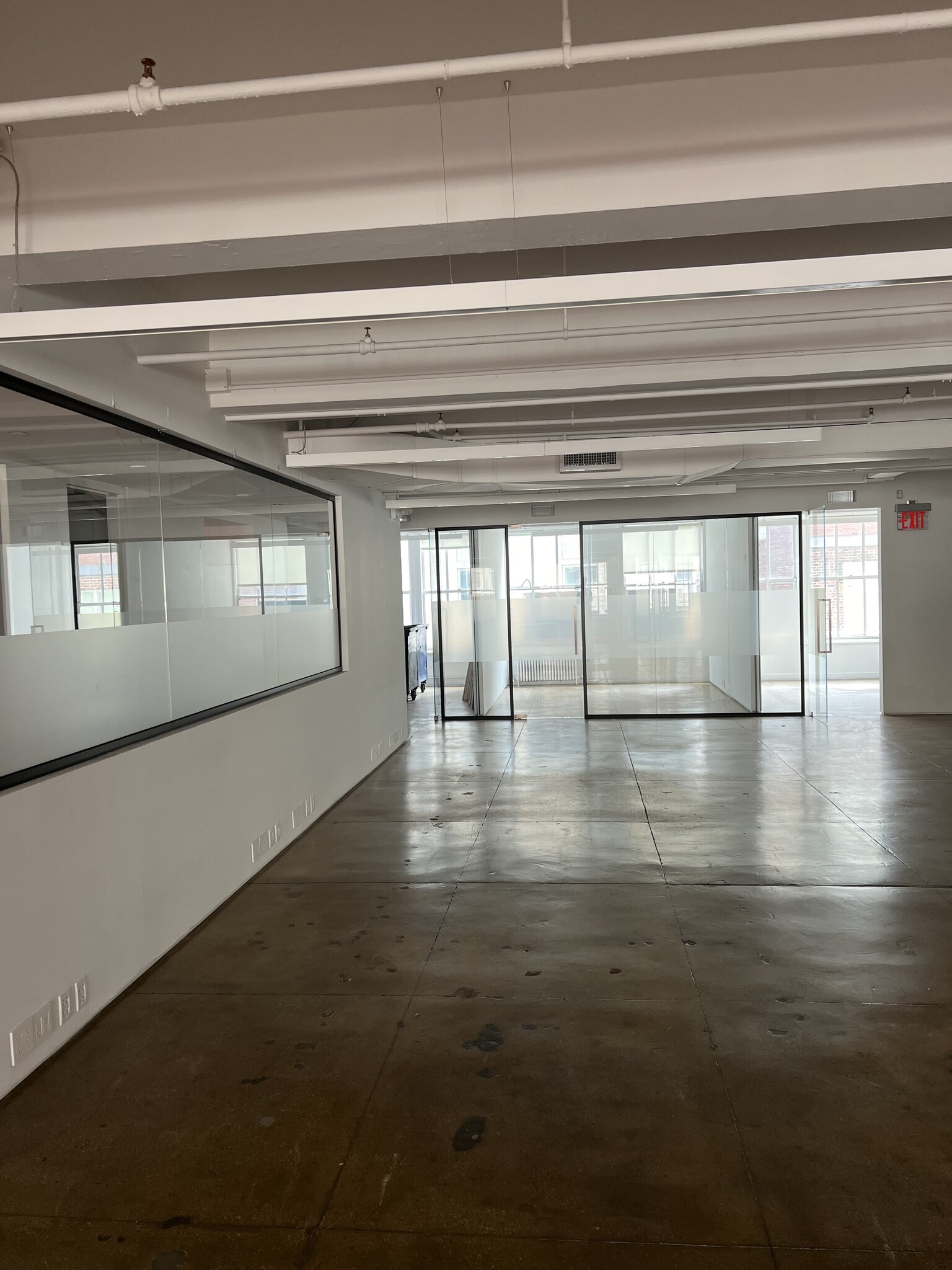 306 W 38th St, New York, NY for lease Interior Photo- Image 1 of 1