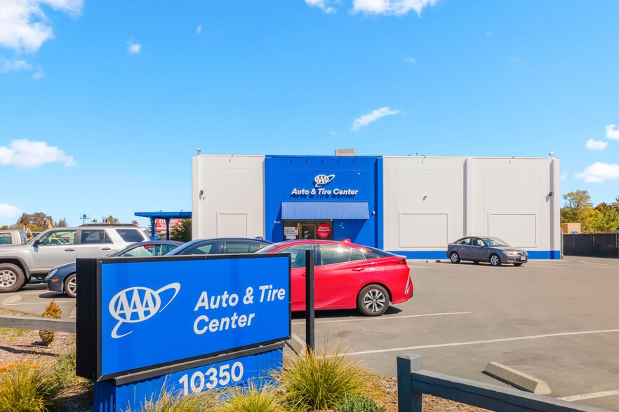 10350 Old Redwood Hwy, Windsor, CA 95492