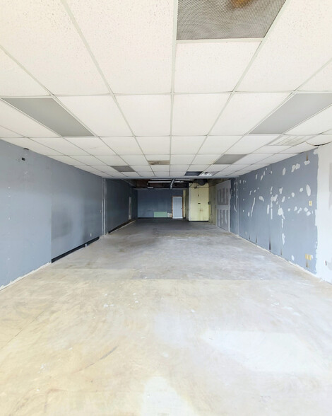 1411-1423 W Walnut St, Rogers, AR for lease - Building Photo - Image 3 of 3