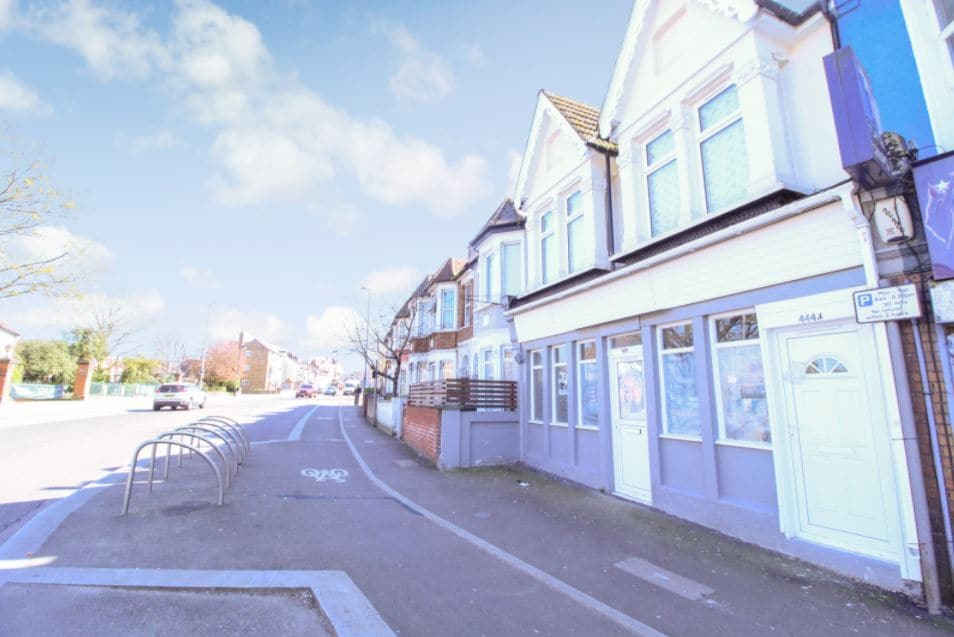 444 Forest Rd, London for sale Building Photo- Image 1 of 1