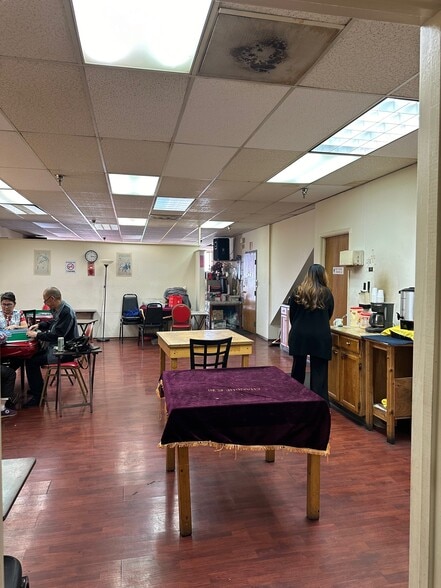 328 7th St, Oakland, CA for lease - Building Photo - Image 3 of 9