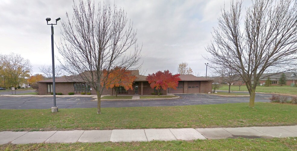 652 Hastings Ave, Holland, MI for sale - Building Photo - Image 1 of 1