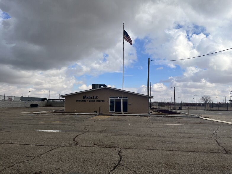 1120 NW County Rd, Hobbs, NM for lease - Primary Photo - Image 2 of 15