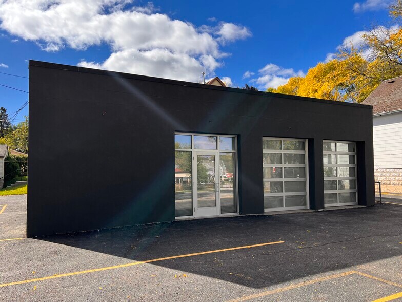 2509 E Oklahoma Ave, Milwaukee, WI for sale - Building Photo - Image 1 of 1